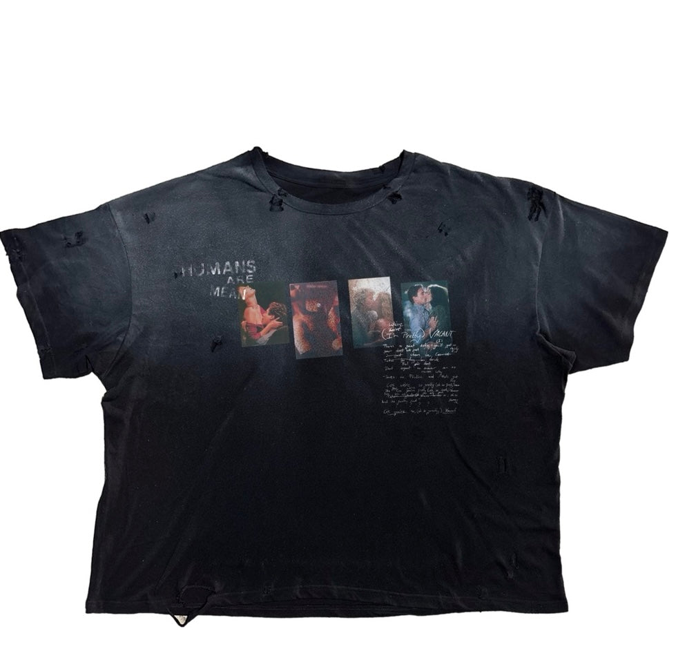 Vacant Love Tee